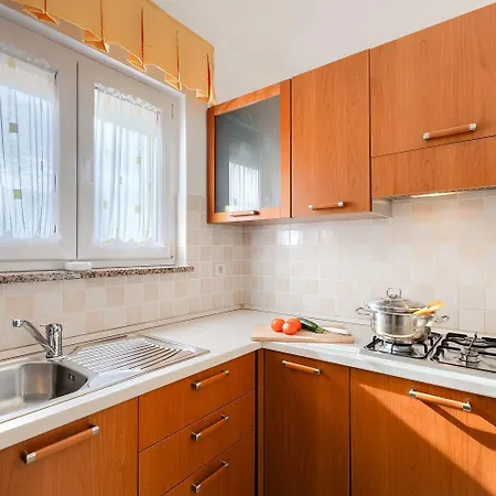 Appartamento Bezauberndes Mit Babybett, Spielplatz, Grill, Wifi *