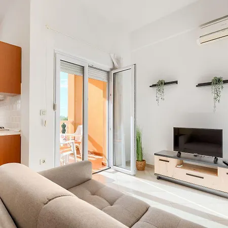 Bezauberndes Mit Babybett, Spielplatz, Grill, Wifi Apartament *